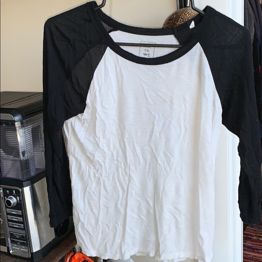 Baseball tee